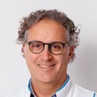 Dr. Erik van Lindert Dr. Erik van Lindert